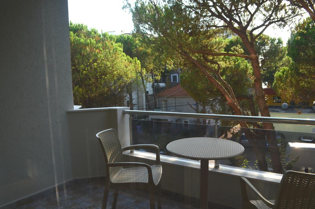 Rezidenca Kalter Durres Golem (Tirana) Exterior foto